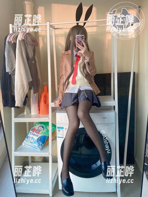 AT鲨的蓝色精灵衣，私拍里藏着我的情节转折！