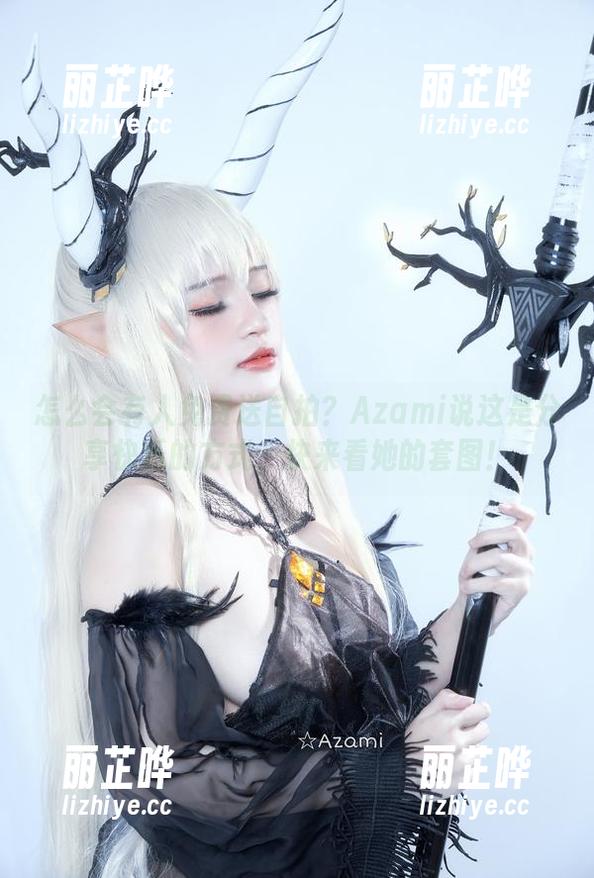 怎么会有人免费送自拍？Azami说这是分享快乐的方式，快来看她的套图！