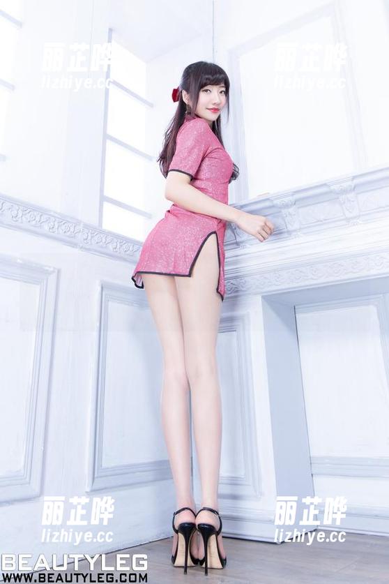 Beautyleg-Betty Beautyleg - Betty的圣诞魔法:最新图片,别问我为什么这么好看!
