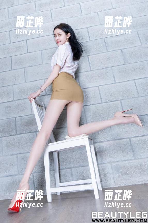 Beautyleg-MingTing Beautyleg - 拍摄进展到MingTing女友的套图,尺度大得让小吃都要打包回家了!!!