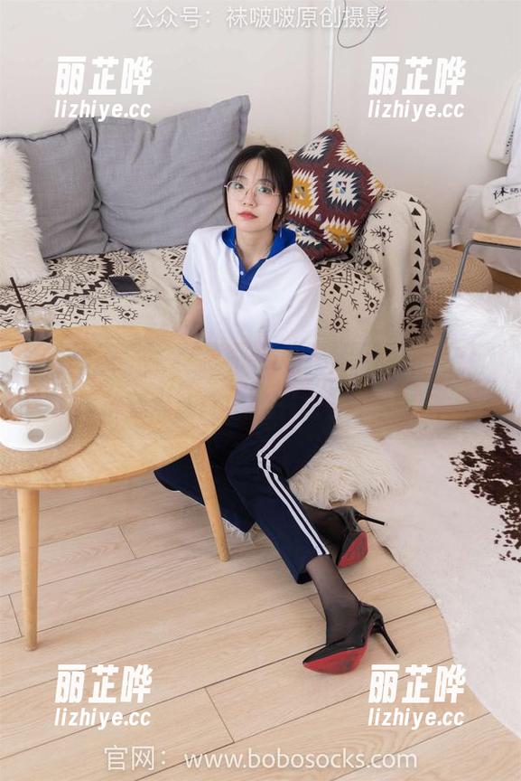 BoBoSocks袜啵啵-小甜豆 BoBoSocks袜啵啵 - 小甜豆瑜伽裤裤里丝花絮精选:怎能只有一个角度?