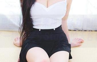 GIRLT果团网 - 原来拼命努力爬楼梯，就是为了一睹何梦兮Stacy的天台合集！