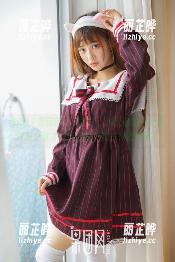 GIRLT果团网 - 久等了，周大萌的少女写真集，这才是青春的正确打开方式吧？
