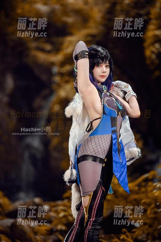 Paimon也能变身自拍女王？Hachi小芭的图册再一次打破常规