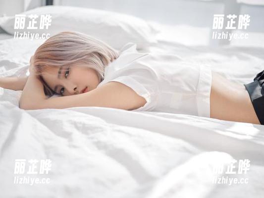 Hyoyeon(김효연)的妹妹气场满分，高清原图告别路人