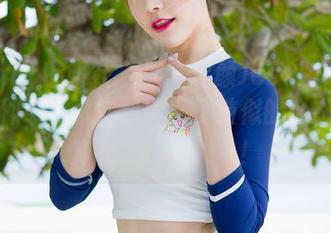 MiStar魅妍社 - 被赵欢颜Jessica套装图包种草，看完我跟架子鼓似的心态：丢弃我的灰色人生！