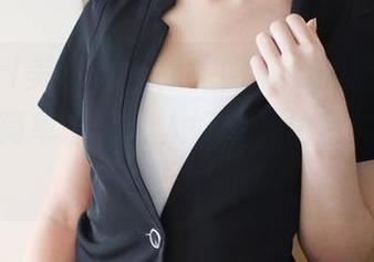 MyGirl美媛馆 - 徐微微mia的纯白图包：如此简单却又让人好奇，白色的魔力在哪里？