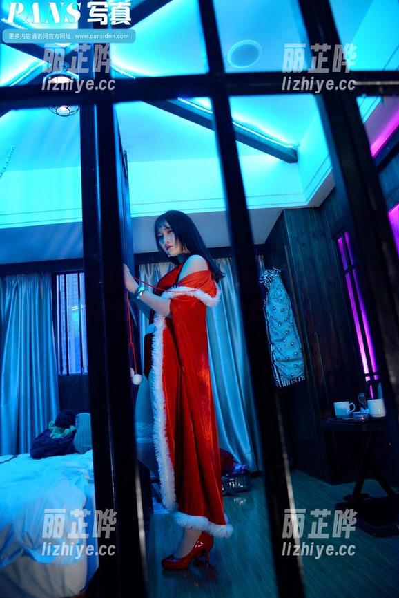 PANS摄影-滴滴 PANS摄影 - 如何用滴滴的校服合集来说明美的广泛性?图片自有公论