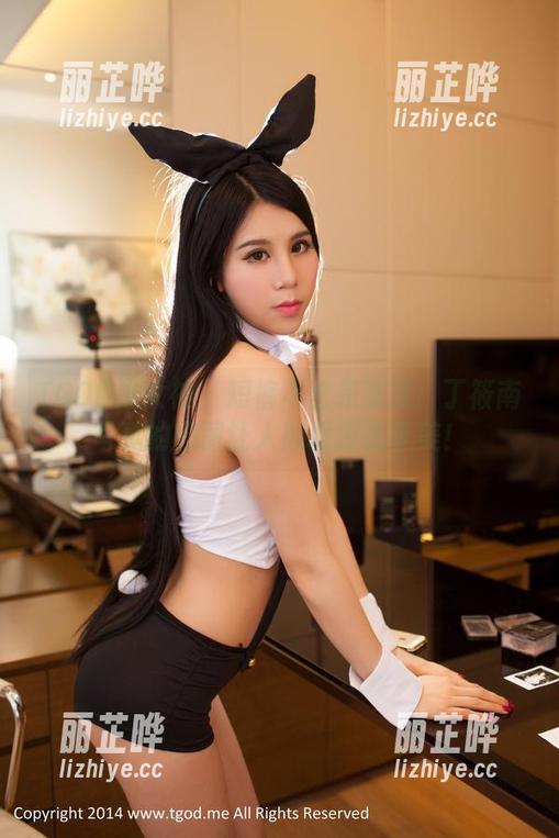 TGOD推女神 - 短裤不止是清凉：丁筱南写真的原图让人颠覆传统审美！