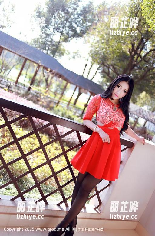 TGOD推女神-陈嘉瑶AYomiabe TGOD推女神 - 好奇心驱动:翻看陈嘉瑶AYomiabe穿越居家的作品集和另类资源