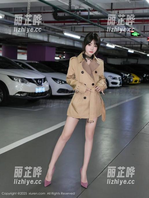 Xiuren秀人网-Cheryl青树 Xiuren秀人网 - Cheryl青树:化身女王,私拍里的不被打扰的美丽