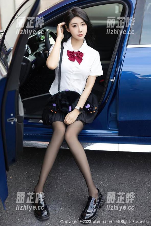 Xiuren秀人网 - 免费一波！周jojobaby的美图女孩，你肯定想看啊！