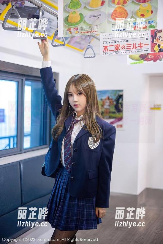 Xiuren秀人网 - 安妮Tess的睡衣写真合集，字幕一直在打…呃，我该再看一遍吗？
