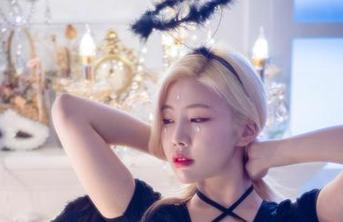 你见过Yebin(전예빈)的白裙图集吗？哦，她的作品让我无从抵御。