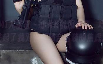 YouMi尤蜜荟 - 小KK礼服合集，巧妙地挑起了我对各种场合着装的焦虑。