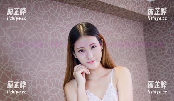 YouWu尤物馆 - 私拍合集：当孟狐狸FoxYini的姐姐成为你眼里的宝藏呀！