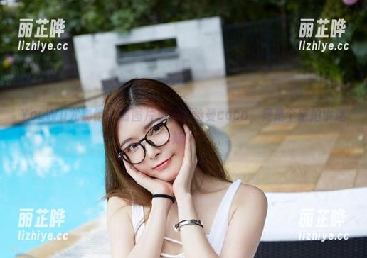 YouWu尤物馆-陈怡曼coco YouWu尤物馆 - 看图片里的陈怡曼coco,竟是个旅拍小迷妹?