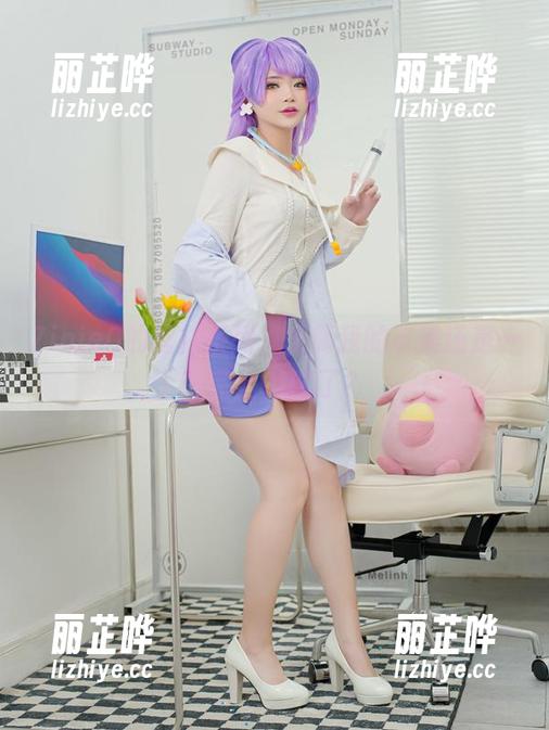 ZinieQ的丝袜系列，隶属我的审美还是……完全OUT了？