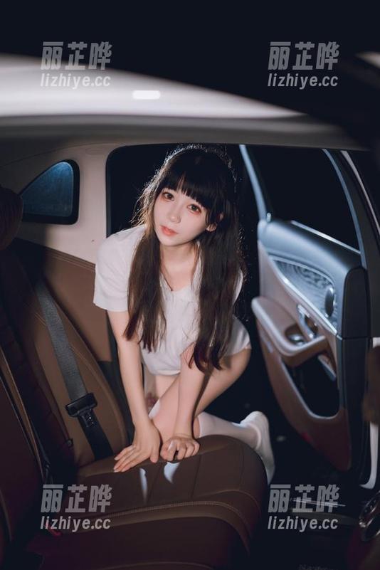usejan蓝蓝 在线,让usejan蓝蓝的灰丝美图撩出你的好奇心吧!