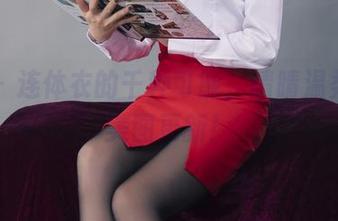 丽柜 - 连体衣的千种可能，晴晴温柔献上美图更新！