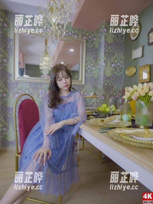丽柜 - 苏黎的私拍，在秘境中跌入了一种难以描述的状态