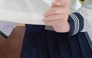 你烨烨的白丝私拍，谁说我只看图集？