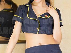 克拉女神 - 前方高能！依娜丝的这件无圣光礼服作品，别说我没warn你。