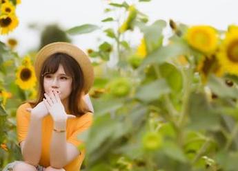 一图在手，福利我有！前羽_rr的原图带你领略浴室里的“碧蓝潮流”。