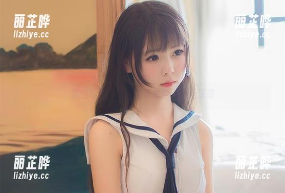 黑色写真，向小圆带来的不只是深邃