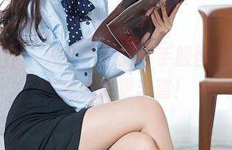 头条女神 - 火儿带来的水手服图包，资源比想象的更丰富！