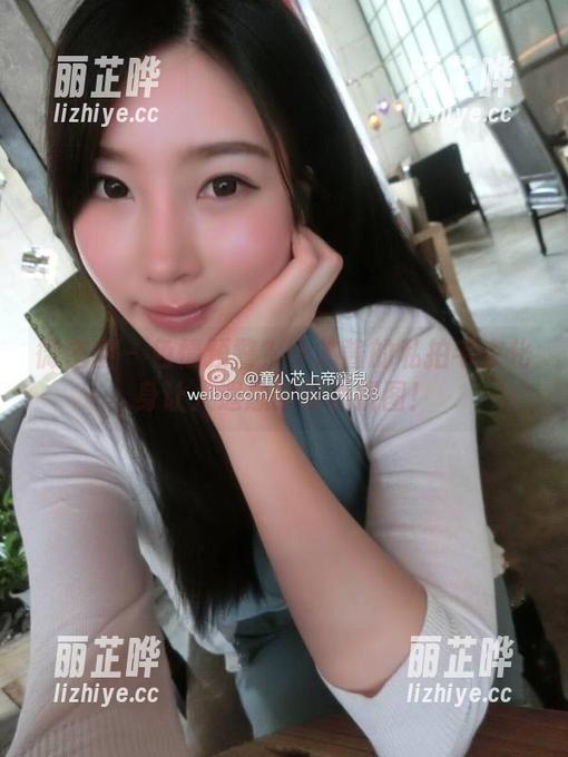 小芯酱 微密圈 - 色情预警?小芯酱的私拍毛衣化身让人遐想的时尚拼图!