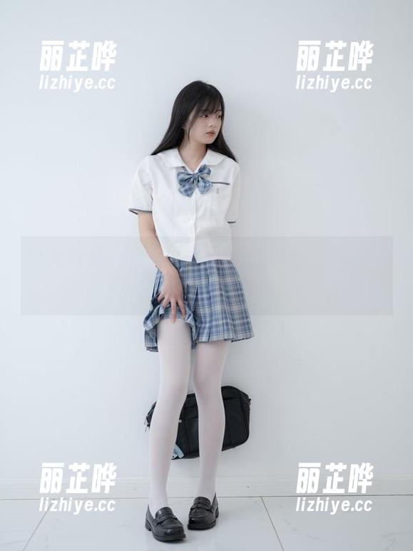 少女秩序-小葵 少女秩序 - 猜猜看,小葵的原图里,哪件内衣最有个性?