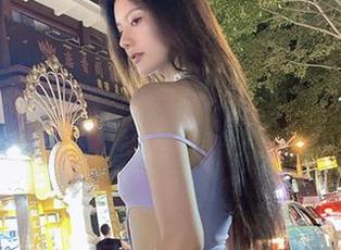 微密圈 - 大家好，就是阿朱啊的图集更新：当厨娘也挺好玩的呢！