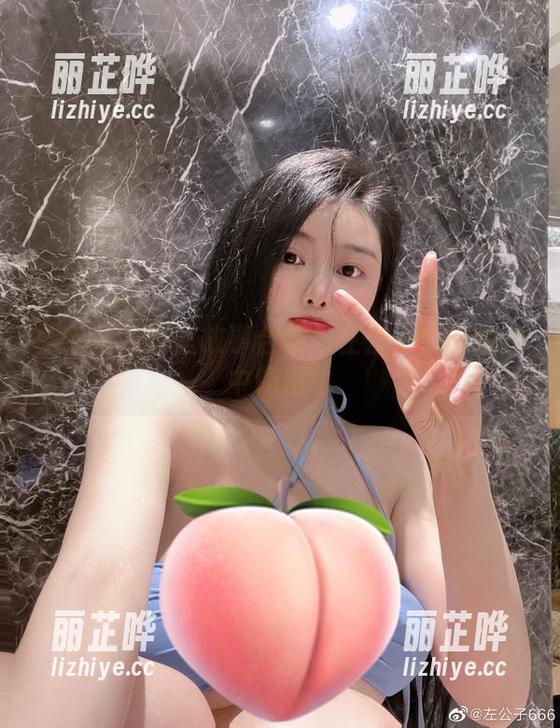 微密圈 - 浴室故事合集：左公子666的水中畅想曲
