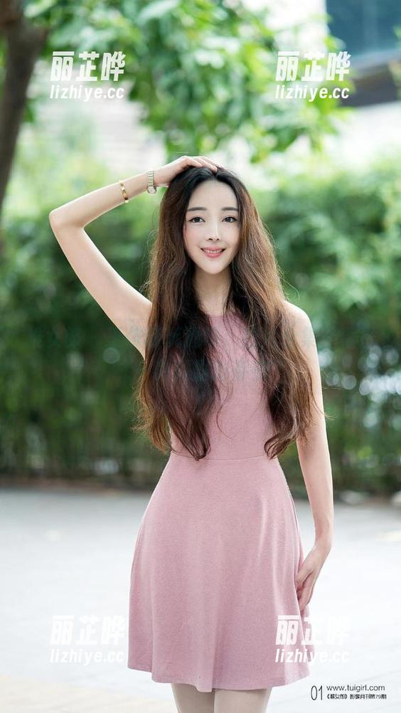 推女郎 - 王依萌玩透明：图片合集，真是一种轻盈的存在