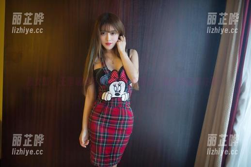 推女郎-王馨瑶 推女郎 - 王馨瑶的写真,半天看过去,秘密到底藏在哪?