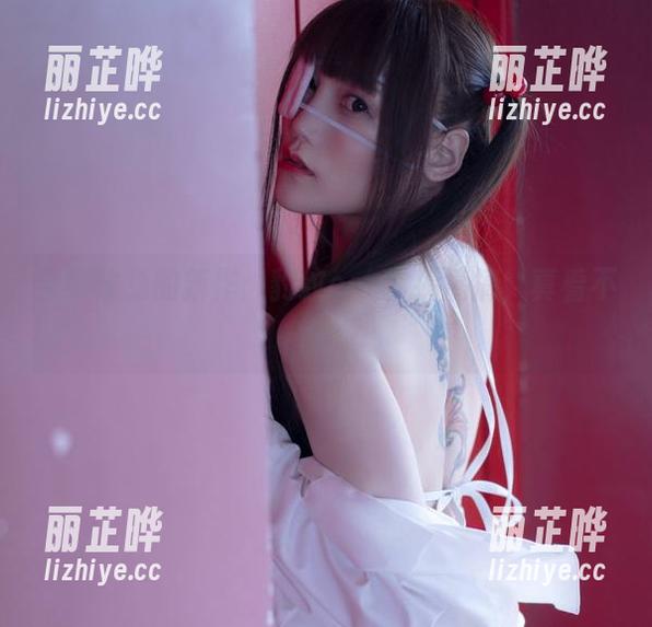 星野咪兔的新作：豹纹cos？搞搞搞，真看不懂。