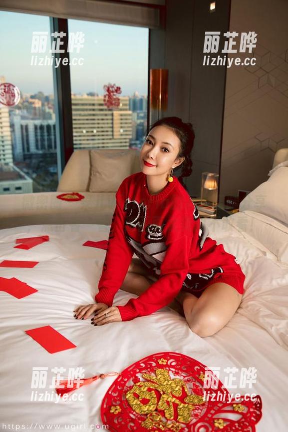 微密圈 - 果儿Victoria的翘臀蜜腿分享，点击看一看，这画面太美我不敢看！