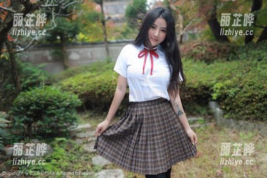 模范学院 - 兔女郎全套的苏西-susie，一张图片就足以毁掉我的审美标准，没想到竟然会这么玩。