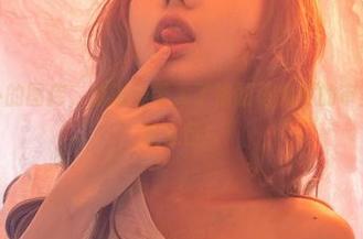觊觎这女仆的图库，难道是带入了洛丽塔大哥的审美？不分享怎么行！