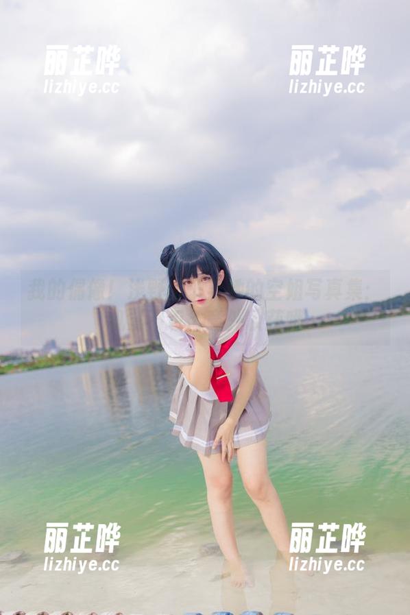 浅野菌子 我的偶像!浅野菌子与她的空姐写真集:机票不包含意外收获哦
