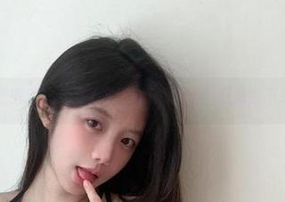 微密圈 - 火龙果羊在旗袍下的原图，疑惑也不少。