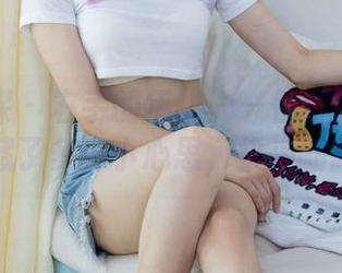 物恋传媒 - 右手的年华——佳琪的写真里隐藏了多少小心思，快来翻牌！