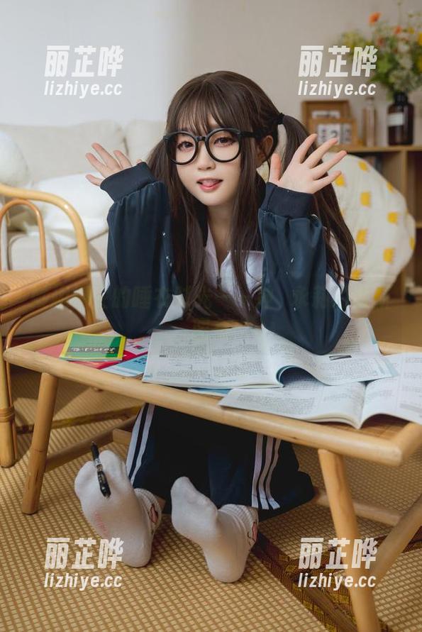 妙趣横生的睡衣时光——神沢永莉的最新图集