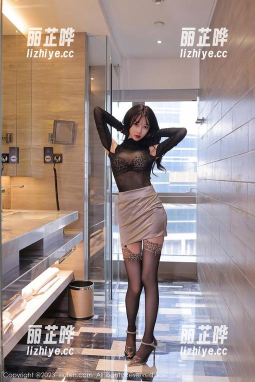 秀人网 - 豹纹是种态度吗？伍晓丽Shirley的写真让人思考，分享你的态度吧。