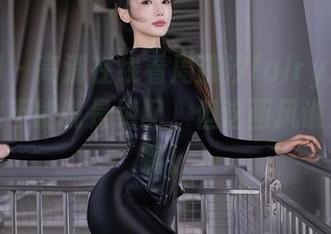 秀人网 - 高清在线看周慕汐fairy双马尾，虽然不能说是绝配，但这画风谁受得了啊。