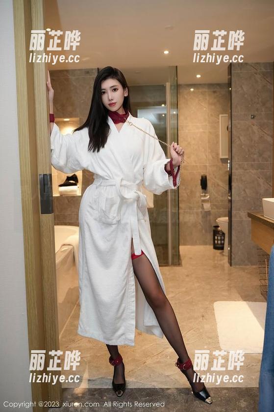 秀人网 - 更新！小魔女奈奈穿上体操服，你能抵挡住这股魔力吗？