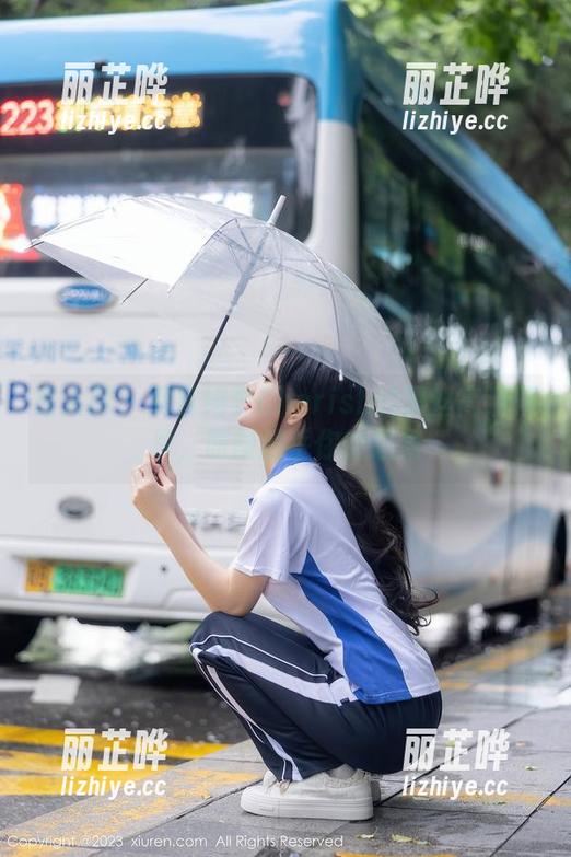 秀人网 - 观赏绮梦Cherish的黑丝高清照片，原图超乎你的想象
