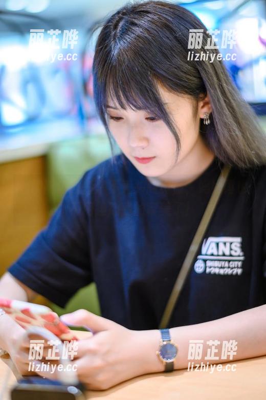 下载高清秋楚楚不秃头版贞德，妈妈再也不用担心我的审美了！