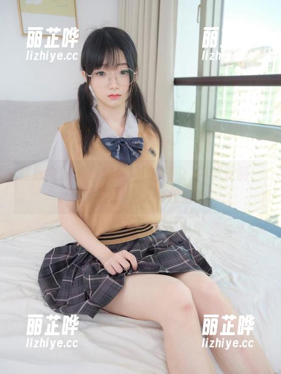 紧急企划 - 小恩和她的美图：内部定制，也许是外星人帮忙的！